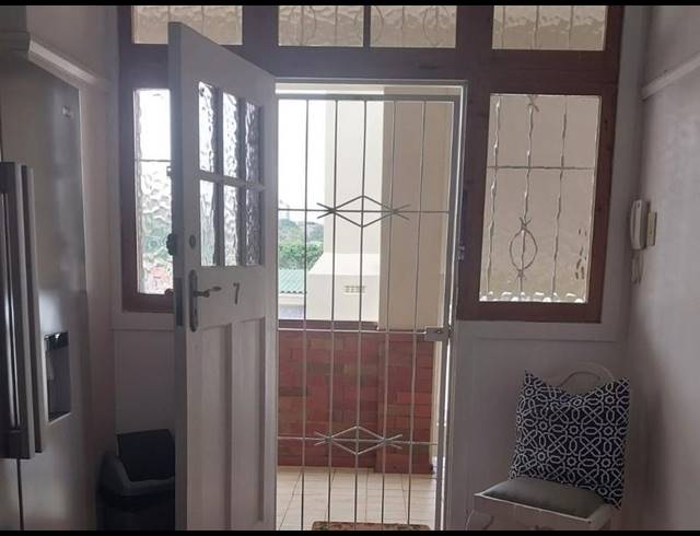 2 BEDROOM PROPERTY TO RENT IN GLENWOOD